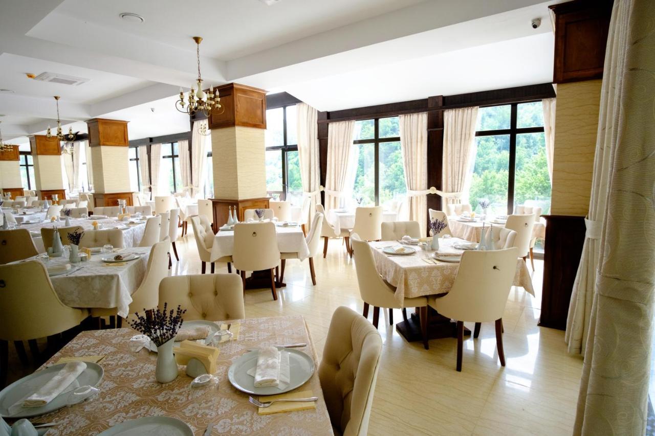 Hotel Poezia Luna Εξωτερικό φωτογραφία
