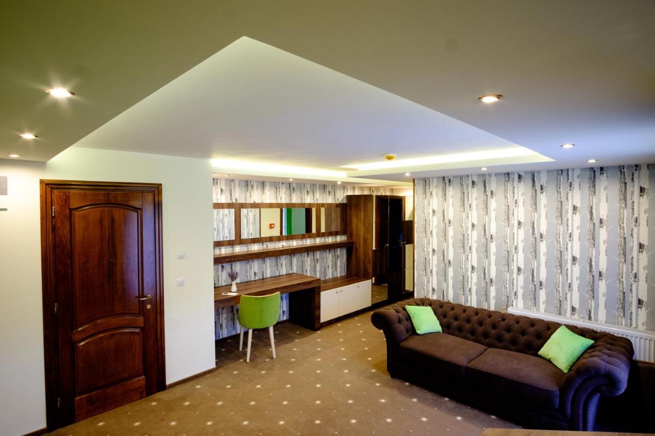 Hotel Poezia Luna Εξωτερικό φωτογραφία