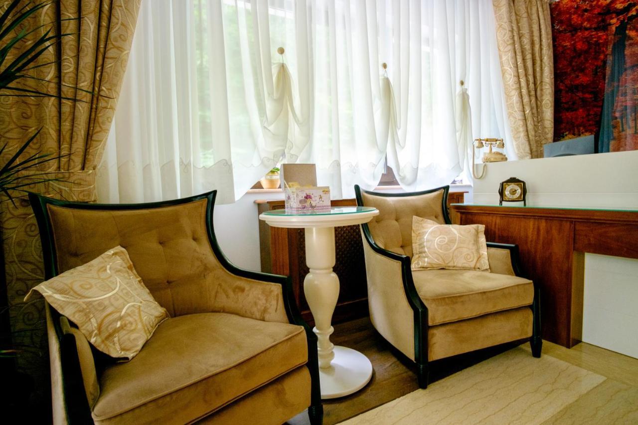 Hotel Poezia Luna Εξωτερικό φωτογραφία