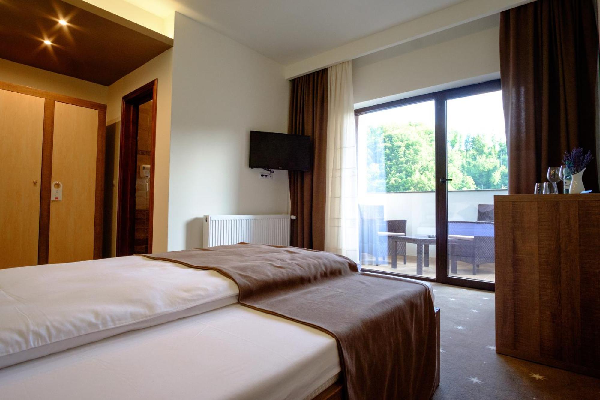 Hotel Poezia Luna Εξωτερικό φωτογραφία