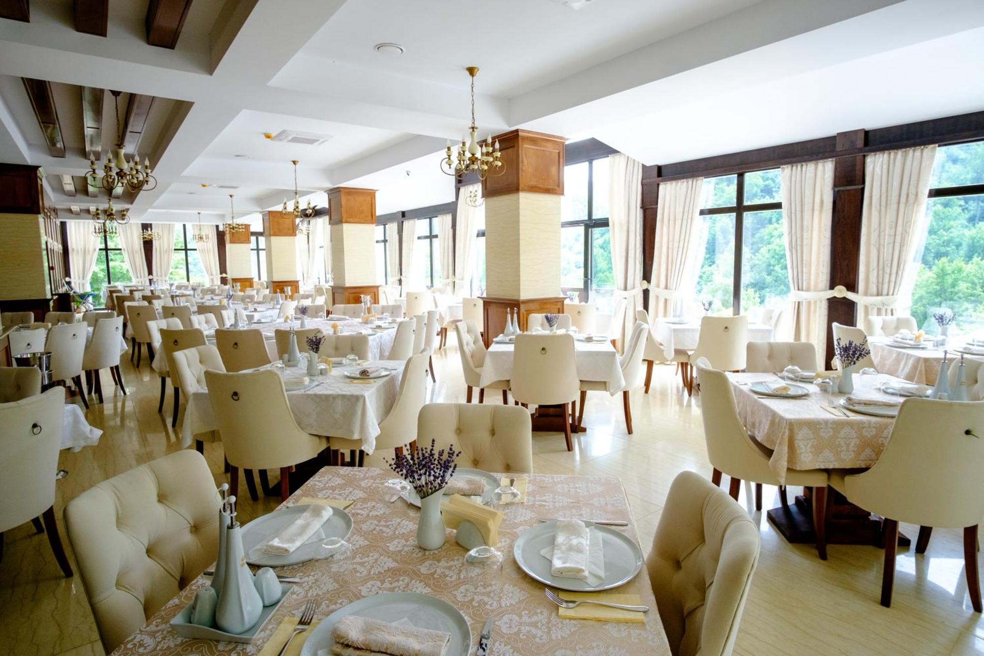 Hotel Poezia Luna Εξωτερικό φωτογραφία