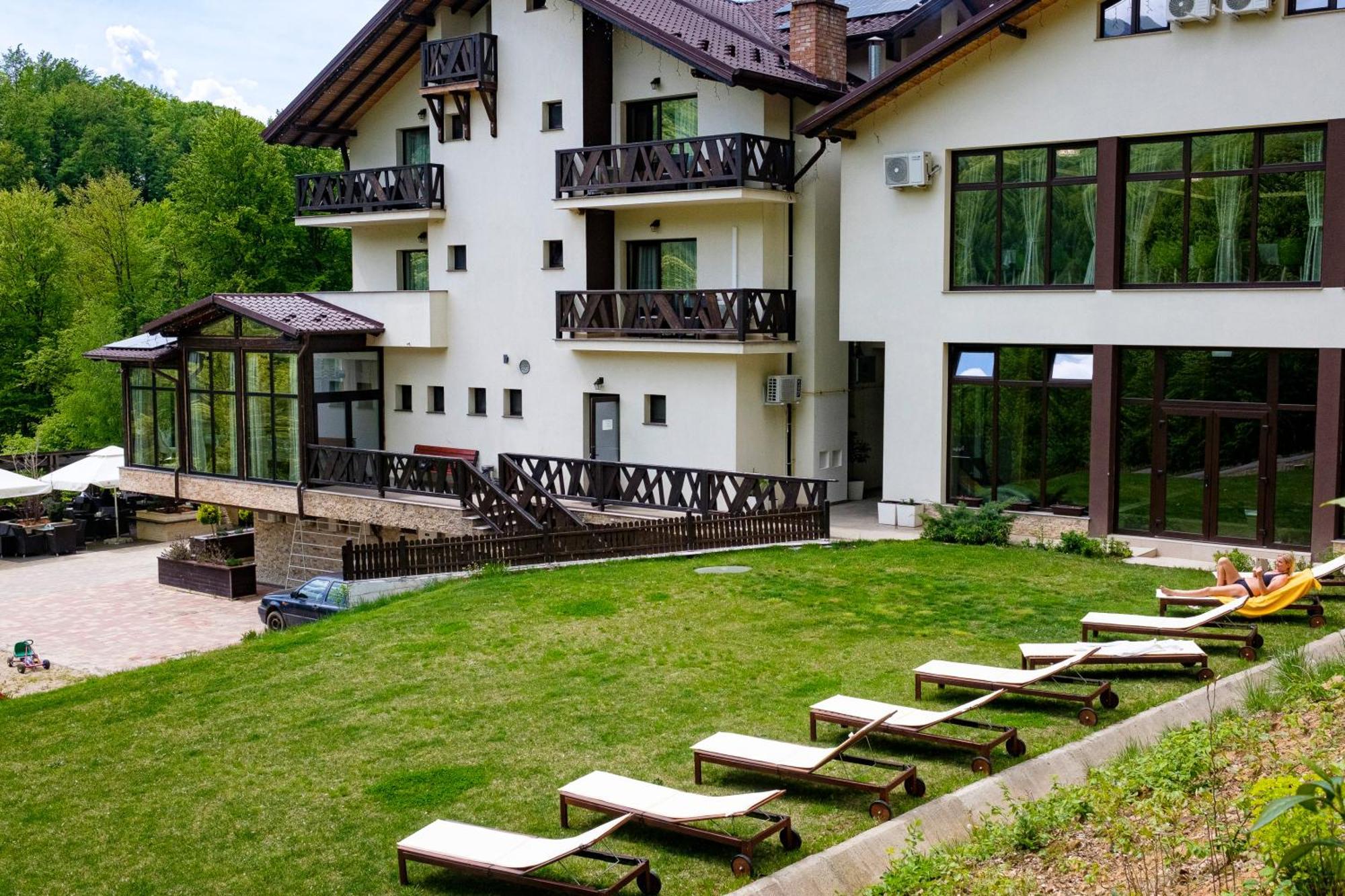 Hotel Poezia Luna Εξωτερικό φωτογραφία