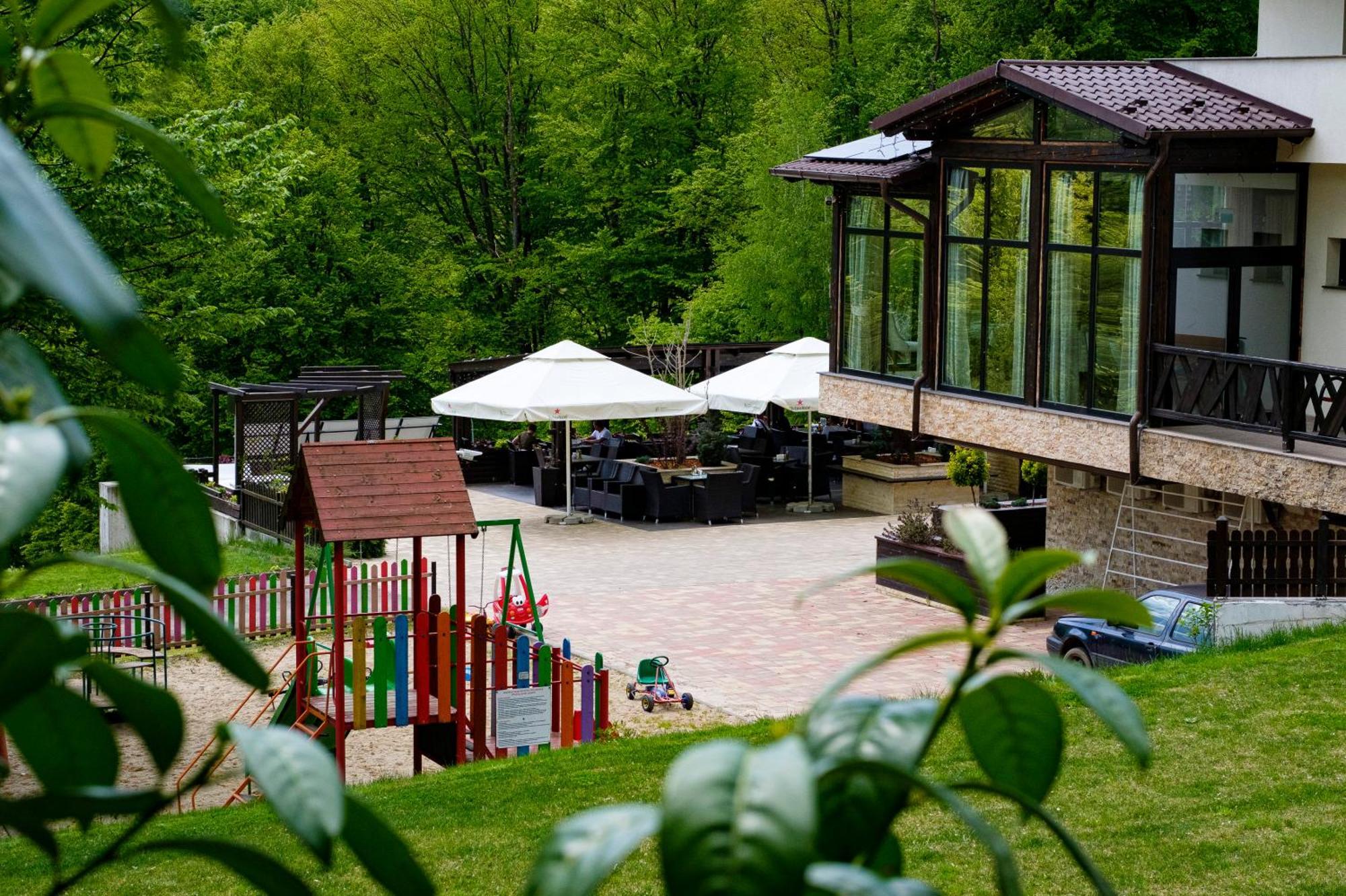 Hotel Poezia Luna Εξωτερικό φωτογραφία