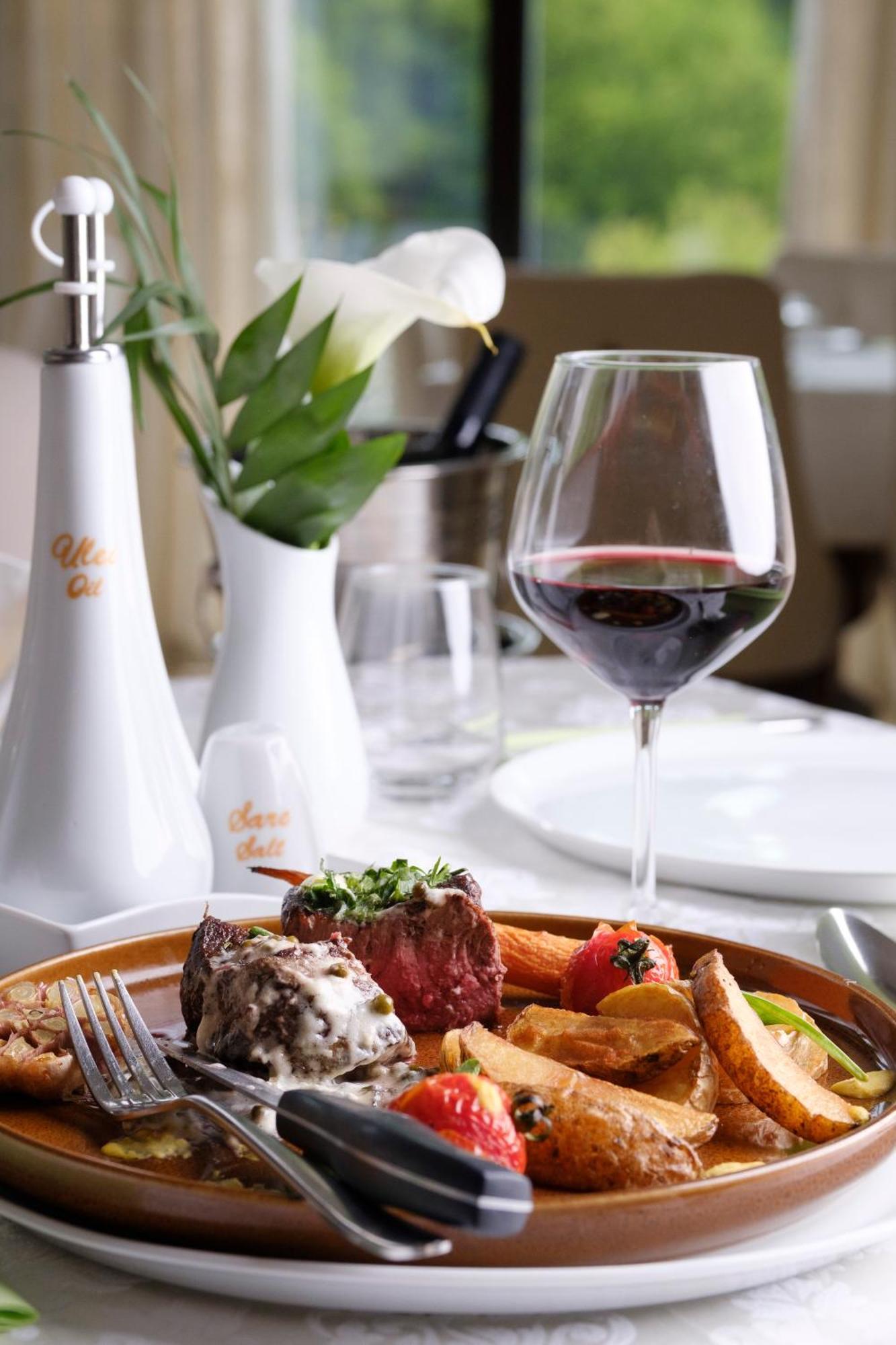 Hotel Poezia Luna Εξωτερικό φωτογραφία